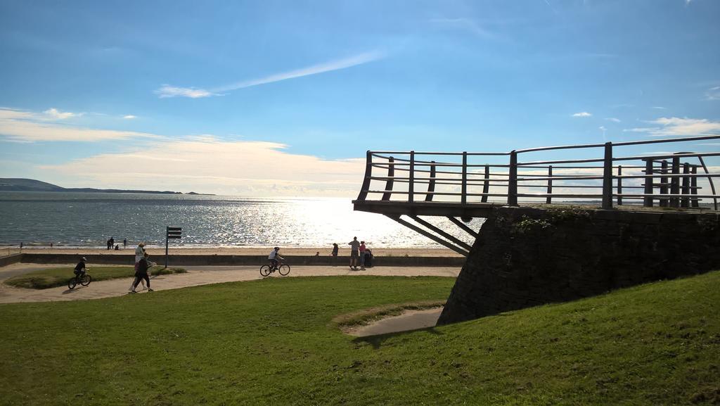 Coastal Apartments - Wales สวอนซี ภายนอก รูปภาพ